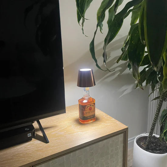 Wireless bottle lamp