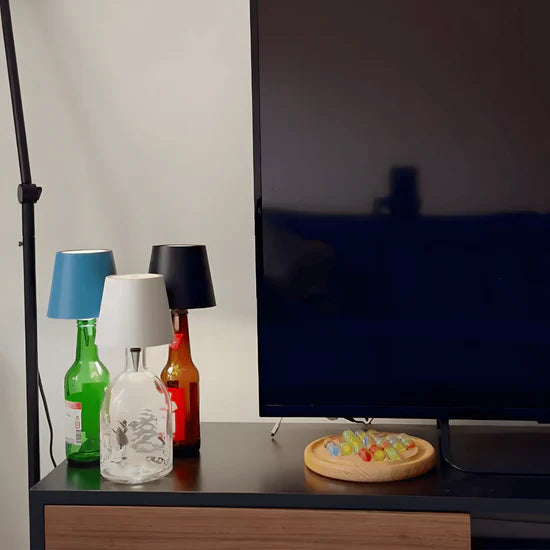 Rechargeable bottle lamp